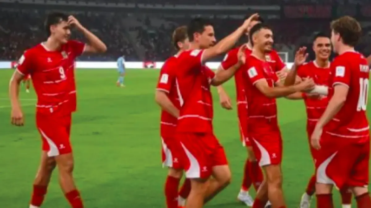 Timnas Indonesia setelah menang 2-0 lawan Singapura (25/9) di SUGBK Jakarta. Sumber: Instagram/@tvonenews
