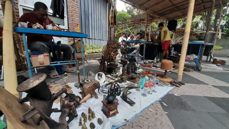 UNIK: Pasar Antik dan Jajanan Jadoel yang rutin digelar di Solo Paragon Mall.