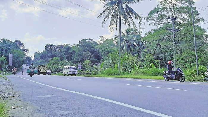 RAWAN LAKALANTAS: Kondisi tanjakan Keboan, Kecamatan Ampel di jalan Solo-Semarang.