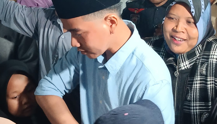 Gibran Rakabuming Saat Berkunjung Ke Ketua PCNU Sragen