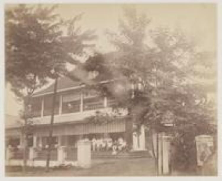 Potret Hotel Slier yang dipublikasikan sekitar tahun 1885