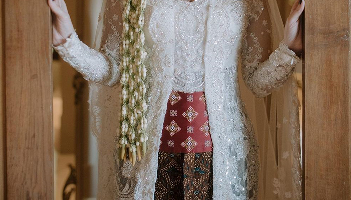 Penggunaan Stagen Yang Digunakan Untuk Kebaya Masa KIni