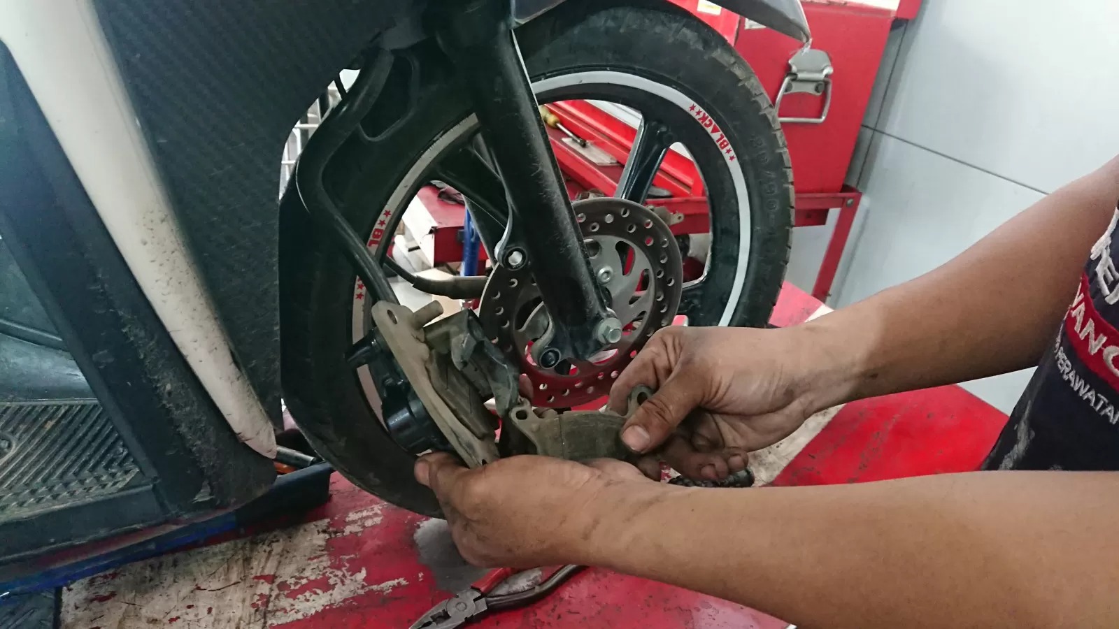 Perawatan pada rem cakram