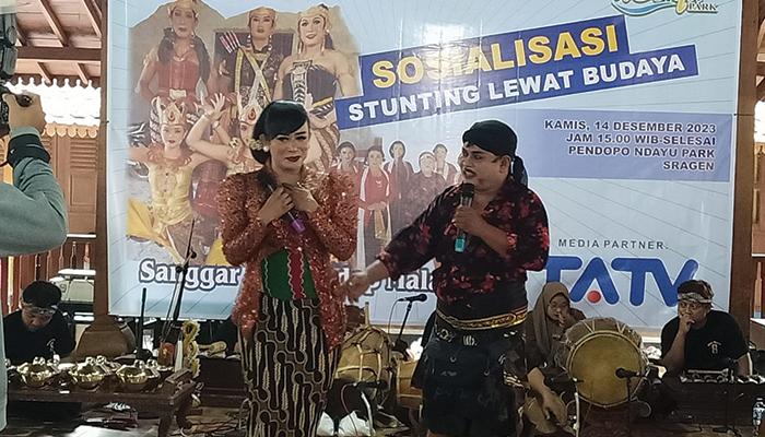 BIAR MENARIK: Sanggar Sedap Malam gelar pementasan yang diselipkan sosialisasi tentang stunting.