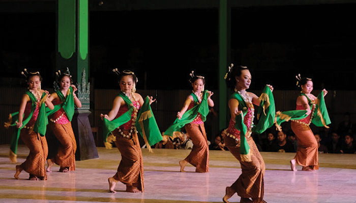 Saat Tari Gambyong Dipentaskan