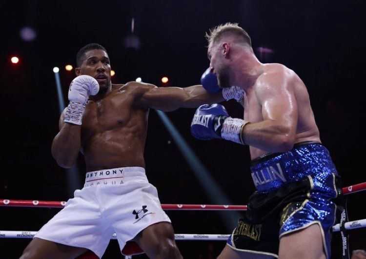 Anthony Joshua mengalahkan Otto Wallin dalam gelaran bertajuk The Day of Reckoning yang dilangsungkan di Arab Saudi, Sabtu (23/12) waktu setempat