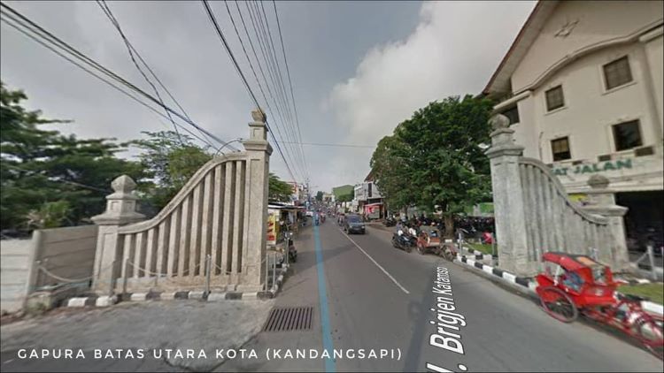 Potret Gapura Depan Rumah Sakit Dr.Oen Kandang Sapi saat masih utuh