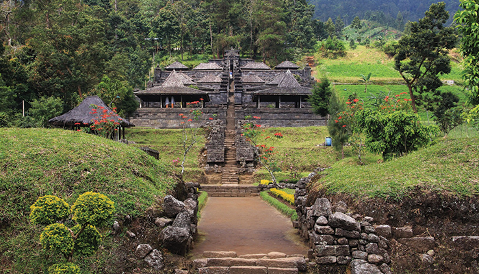 Candi Ceto di Lereng Gunung Lawu