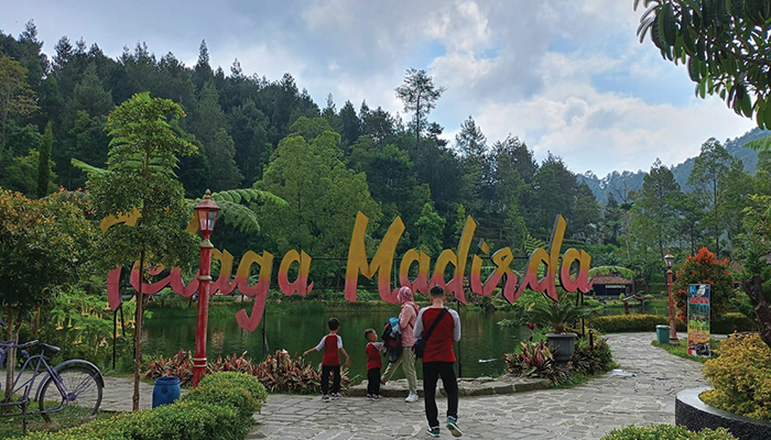 Keindahan alam Telaga Madirda