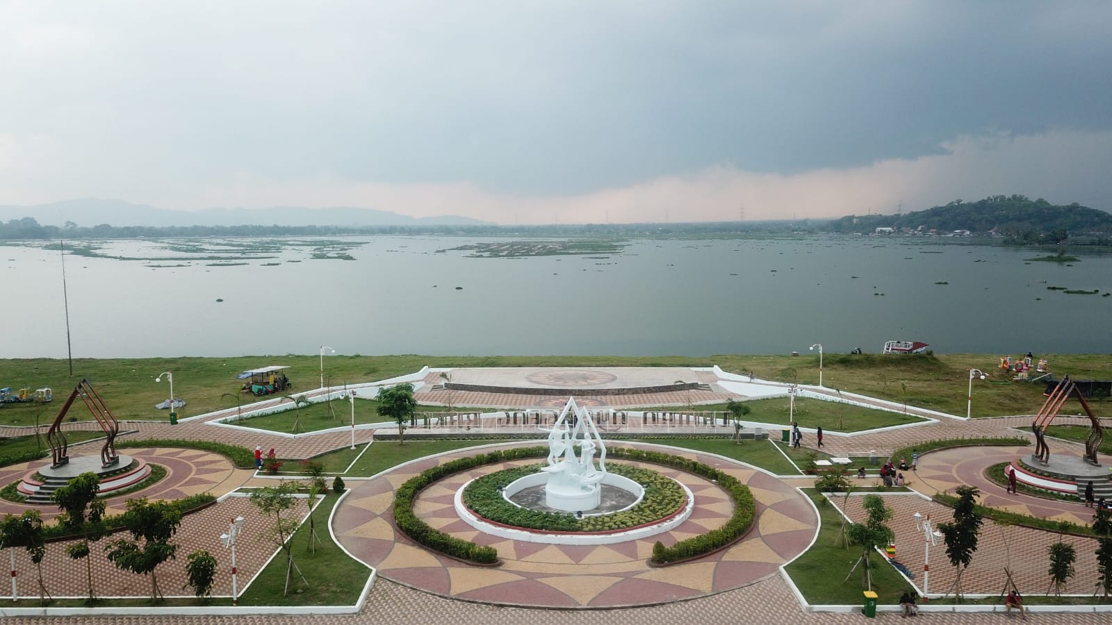 Keindahan alam di sekitar wisata rawa Jombor (DOK. KLATENKAB.GO.ID)