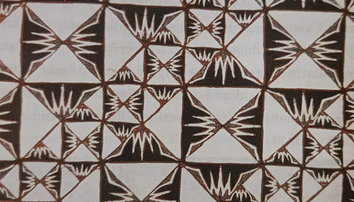 Batik Slobog berlatar putih