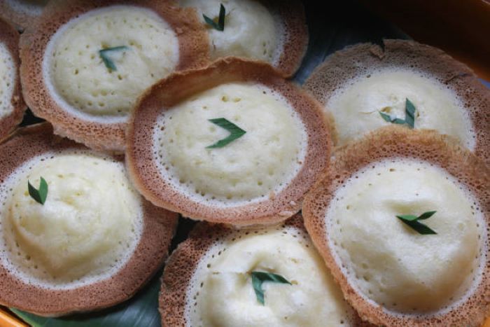 Makanan yang sering jadi suguhan dalam hajatan di Kota Solo, kue apem (ISTOCKPHOTO.COM)