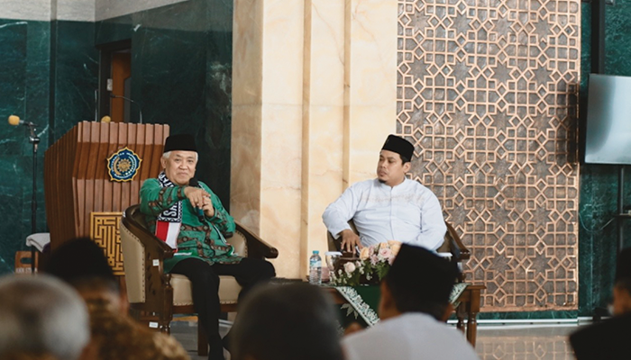 Biro Pengembangan Sumber Daya Manusia (BPSDM) Universitas Muhammadiyah Surakarta (UMS) menggelar kajian Al-Islam dan Kemuhammadiyahan Webinar Series #38