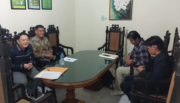 Gibran Rakabuming Tidak Hadir Saat Dilakukannya Mediasi dengan Almas Tsaqqibirru di Solo, Senin (12/02).