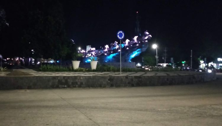 Patung Kuda Simpang Lima yang menjadi salah satu spot destinasi wisata malam yang tidak jauh dari Solo (DOK. PRIBADI/  FATKHA MEILIANA PUTRI)