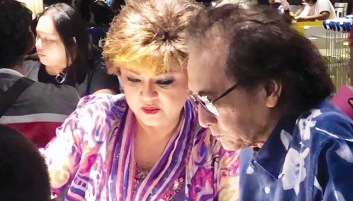 Mus Mulyadi dan Helen Sparingga (Instagram/@erick_mus)