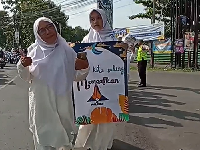 Potret kemeriahan Pawai Tarhib Ramadhan yang digelar MYP - HS Al Firdaus pada Jumat (8/3) (DOK. MYP- HS AL FIRDAUS)