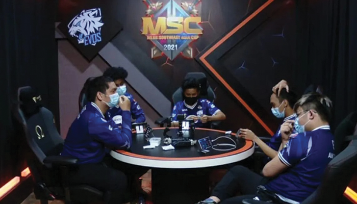 EVOS Legends saat berlaga melawan Blacklist International dari Filipina dalam play off hari kedua MSC 2021, Sabtu (12/6/2021).