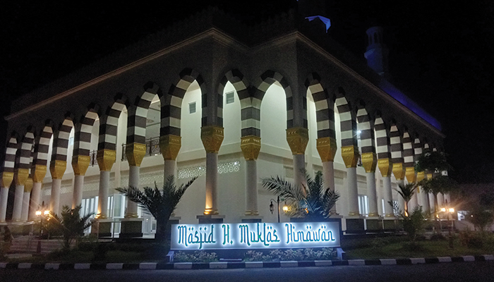 Masjid H. Muklas Himawan Klaten.