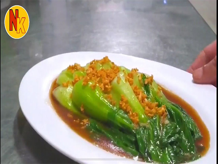 Tumis pakcoy bawang putih (DOK. YOUTUBE/ YOUTUBE NANANG KITCHEN)