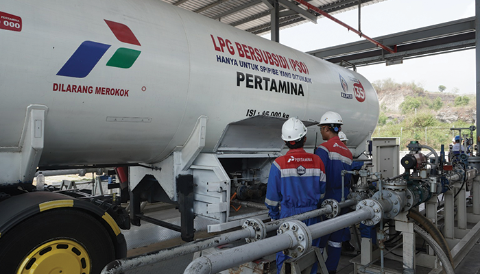 Pertamina Distribusikan Stok Tambahan LPG ke Wilayah Terdampak Cuaca Ekstrem, Sabtu (23/3).