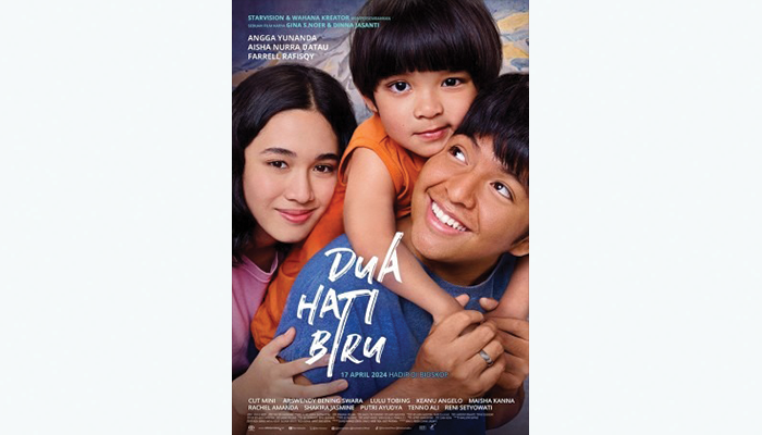 Poster Film Dua Hati Biru.