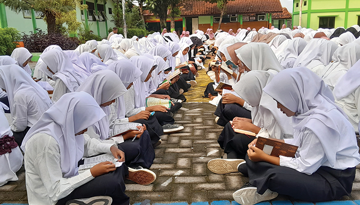 SMP Negeri 2 Tasikmadu Gelar Berbagai Rangkaian Acara Saat Bulan Ramadhan.