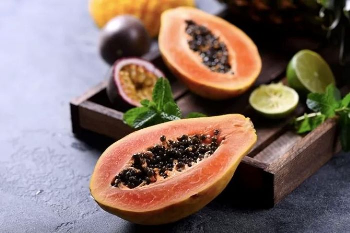 Pepaya yang menjadi salah satu buah yang digunakan untuk mencegah demam berdarah  dengue (DBD). (JAWAPOS)