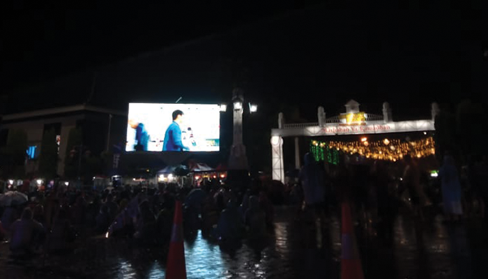 Nobar pertandingan Timnas Indonesia di Balai Kota Solo.