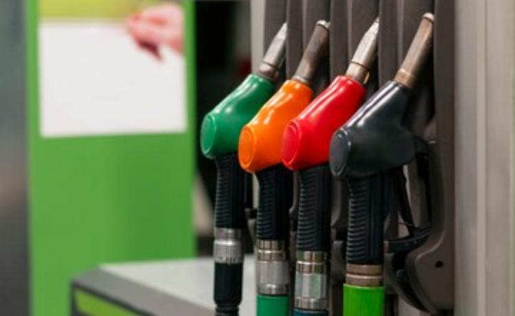 Ilustrasi - Update harga BBM di sejumlah SPBU per 1 Juni 2025.