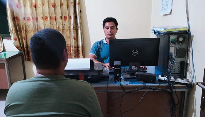 Jajaran Polres Sragen menahan pelaku penipuan