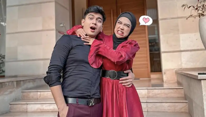 Ria Ricis ungkap keterlibatan ibu Teuku Ryan dalam keretakan rumah tangganya.