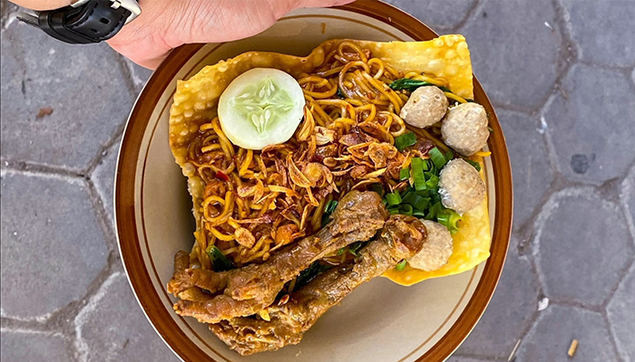 Mie ayam goreng & kuah Pak Tulus.