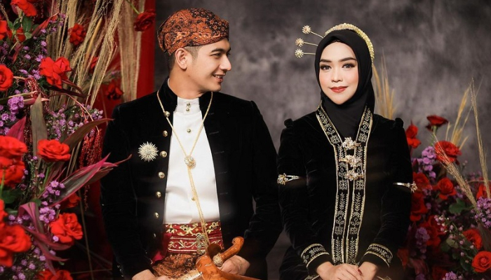 Surat gugatan cerai tunjukkan andil ibu Teuku Ryan dalam keretakan rumah tangga Ria Ricis.