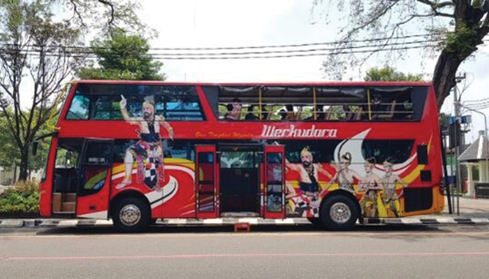 Bus Tingkat Werkudara.