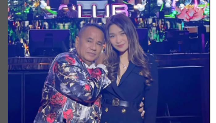 Hotman Paris beri tanggapan soal perceraian Ria Ricis dan Teuku Ryan.