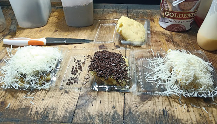 Kue Pancong Balap yang lagi viral di Solo.