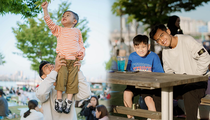 Potret Pratama Arhan berfoto dengan Rafathar dan Rayyanza anak dari Raffi Ahmad.