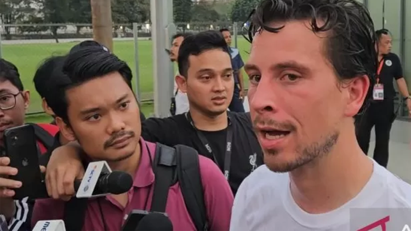 Thom Haye sesaat setelah pemusatan latihan Selasa (28/5).