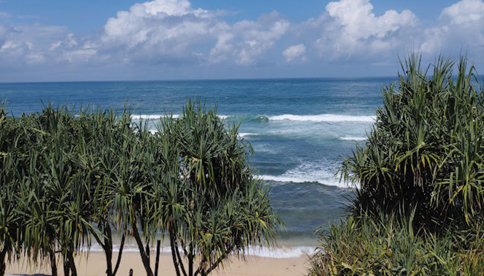 Pantai Nampu Wonogiri.