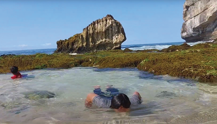Pantai Karang Payung di Wonogiri Jawa Tengah.
