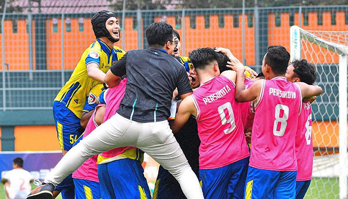 Momen pemain Persikota merayakan kemenangan atas Tornado FC (3/6).