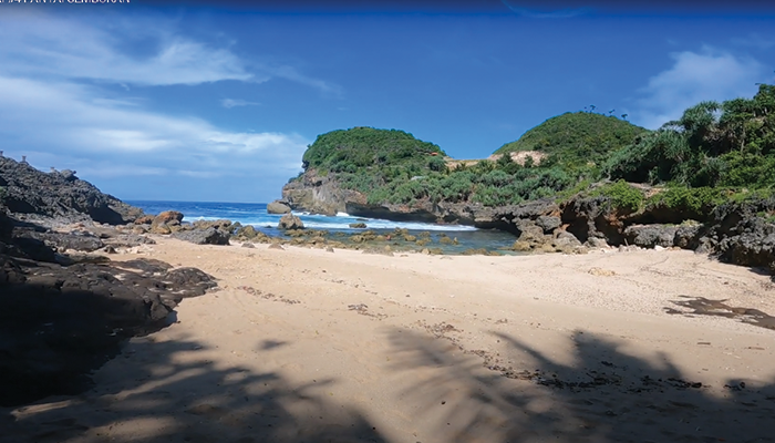 Pantai Sembukan Wonogiri yang lagi viral.