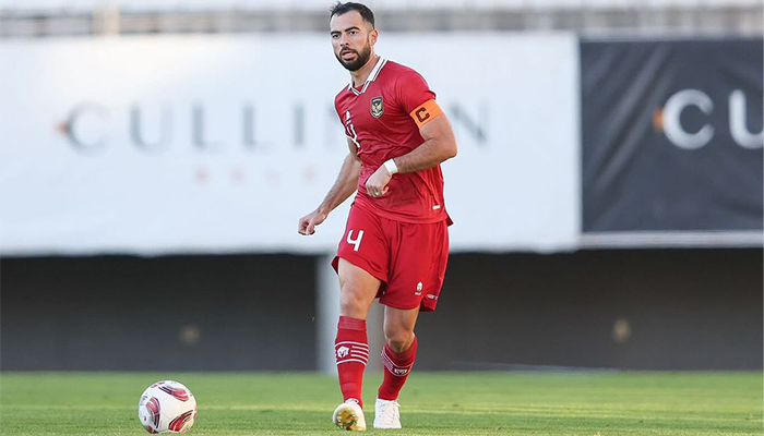 Potret Jordi Amat kapten timnas Indonesia.
