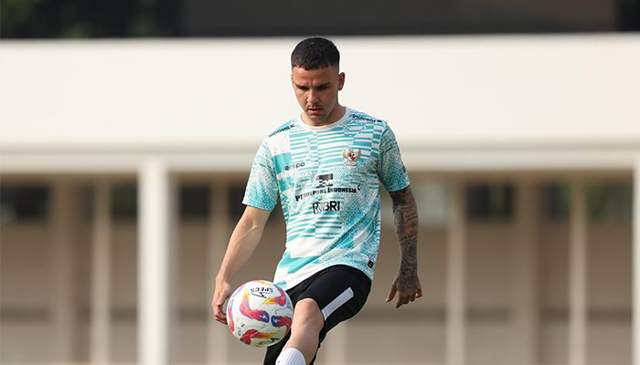 Potret Calvin Verdonk sat mengikuti pemusatan latihan bersama Timnas Indonesia