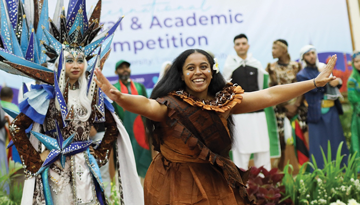 8.456 Mahasiswa Internasional Daftar di UMS Teguhkan Kampus World Class University.