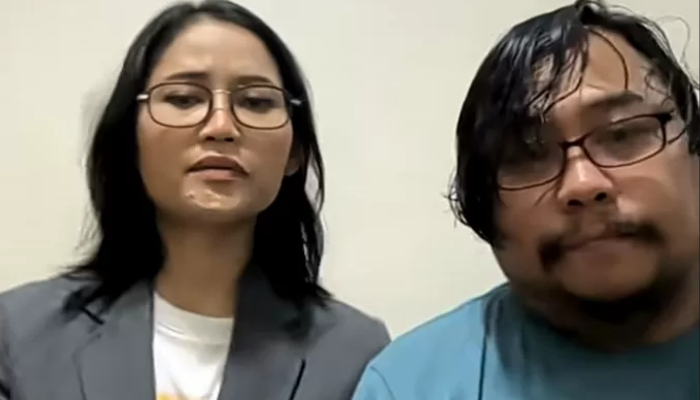 Riyuka Bunga bongkar percakapan Heri Horeh suaminya dengan wanita di masa lalunya.