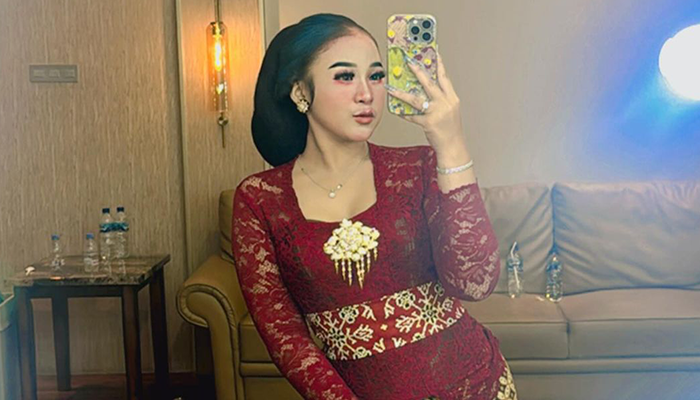 Foto Niken Salindry yang bakalan mangung di Solo.