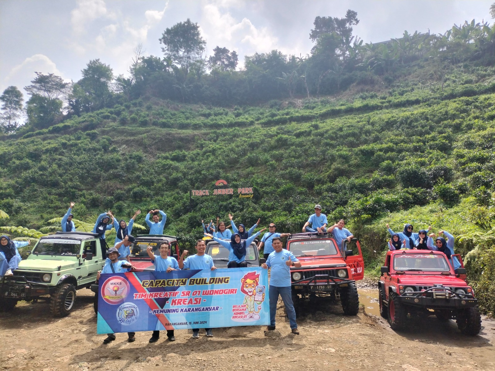 Capacity Building  Tim Kreasi di Track Jimber Park Kemuning