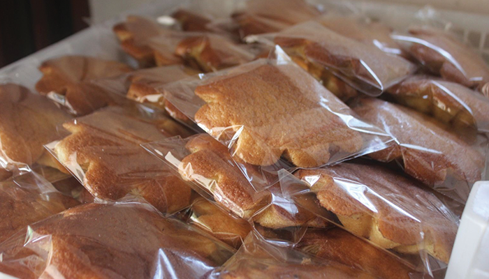 Roti kembang waru khas Yogyakarta.